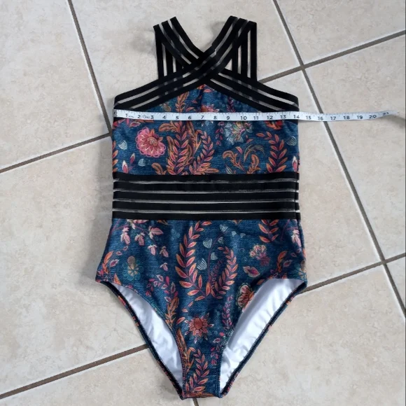 New Averie Halley Crossover Floral One Piece Swimsuit L - Picture 11 of 16